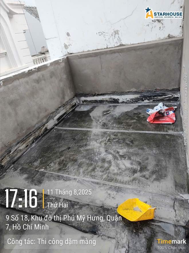 Dán màng chống thấm sân thượng