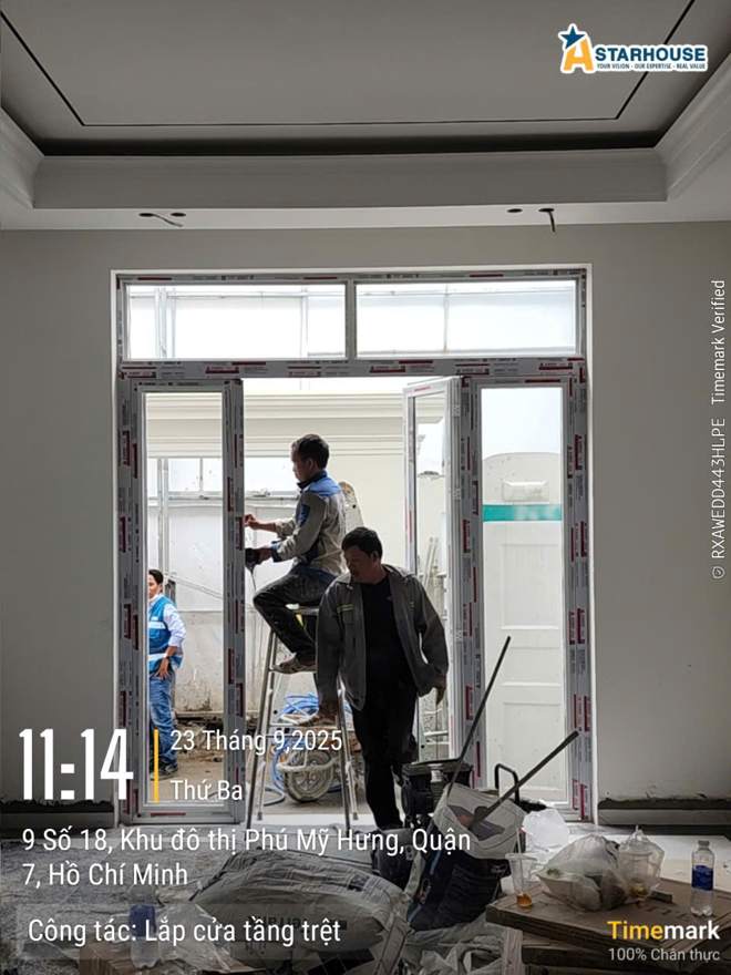 Lắp cánh cửa