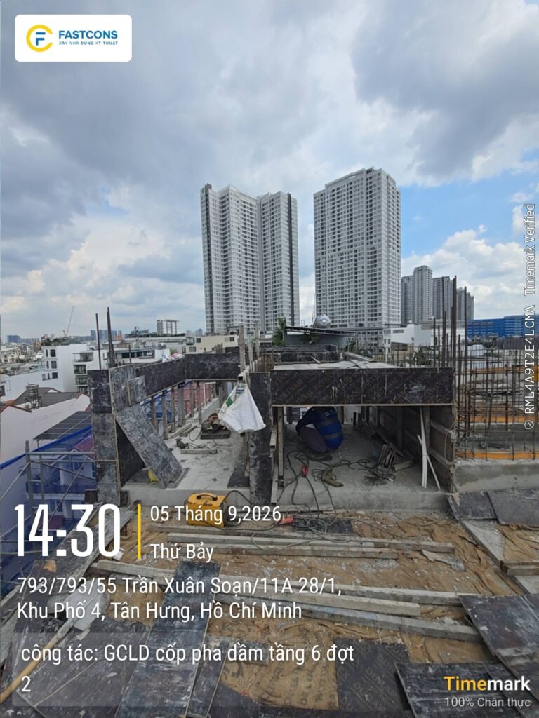 Cốp pha dầm tầng 6, đợt 2