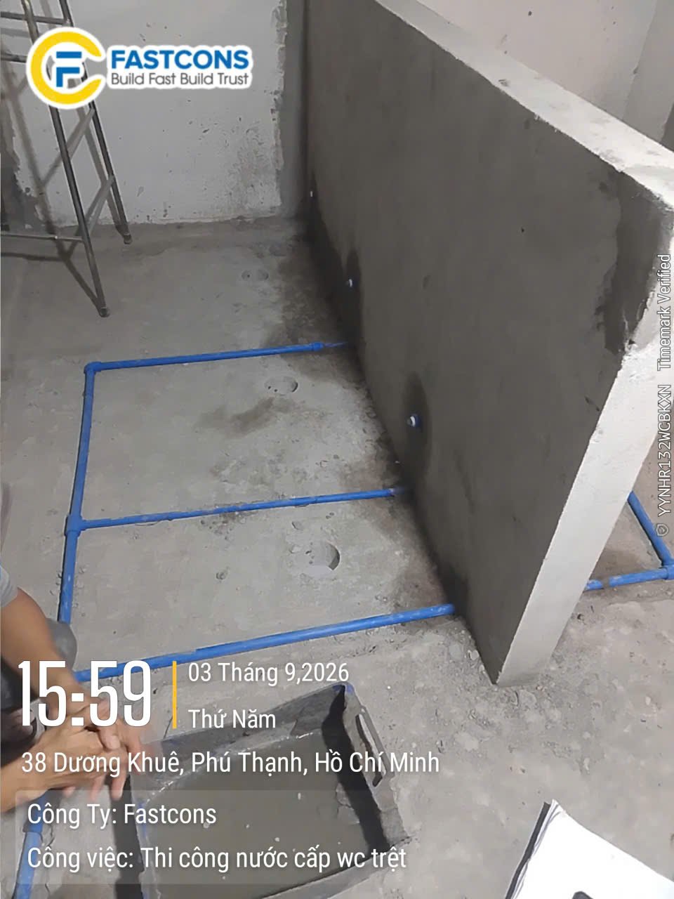 Thi công nước cấp wc trệt