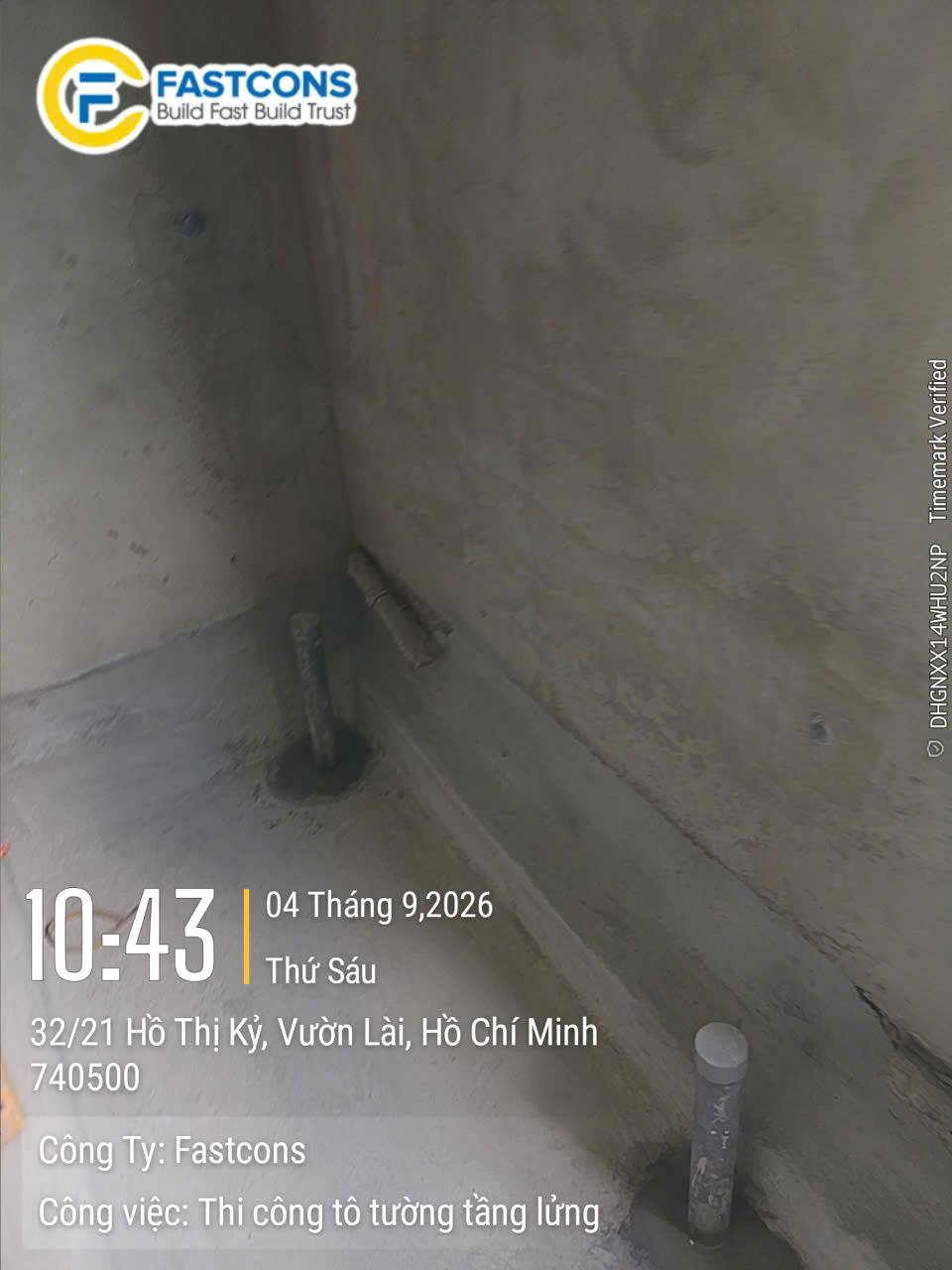 Thi công tô tường tầng lửng